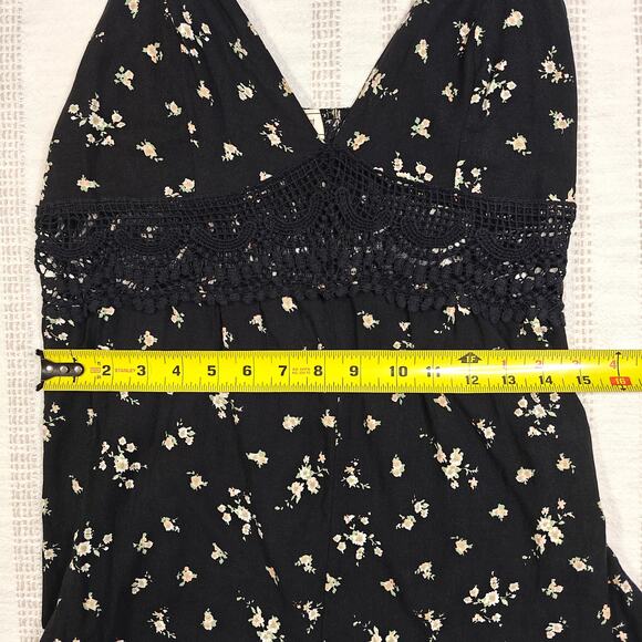 No Comment Black Floral Romper Lace Trim Summer Outfit Size L (Runs Small) - Picture 3 of 8